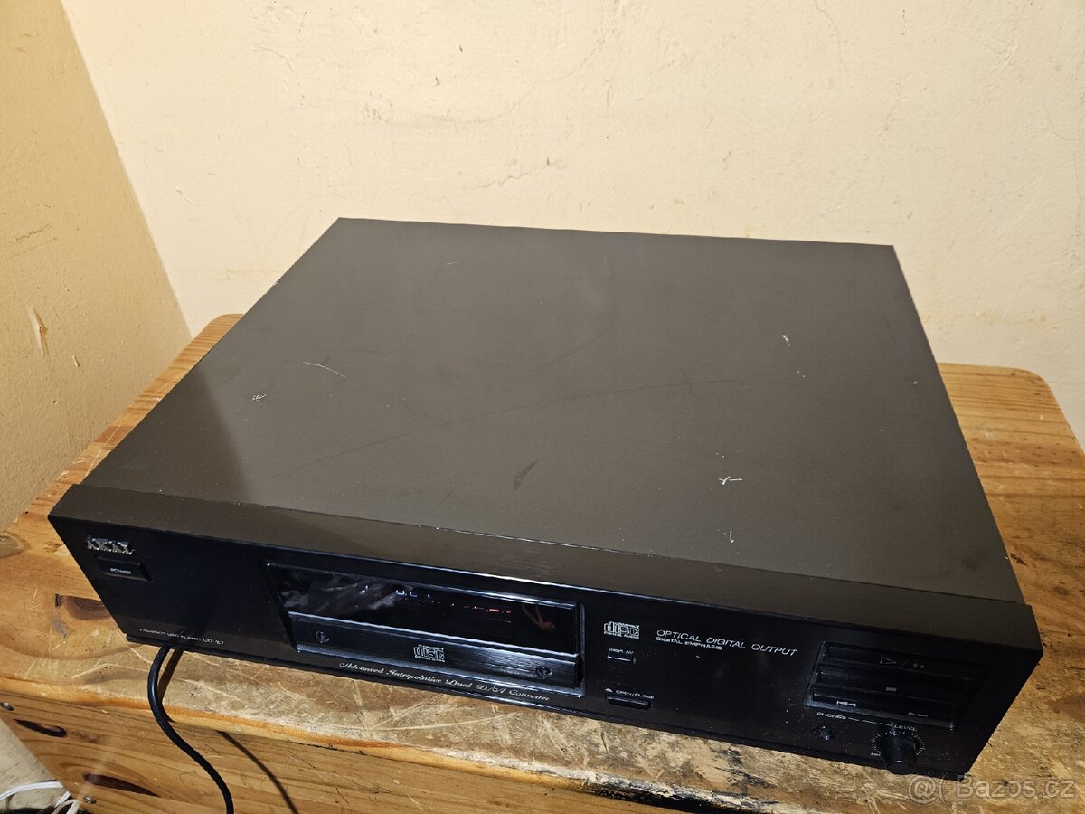 AKAI CD-27 HiFi cd Přehrávač - 4