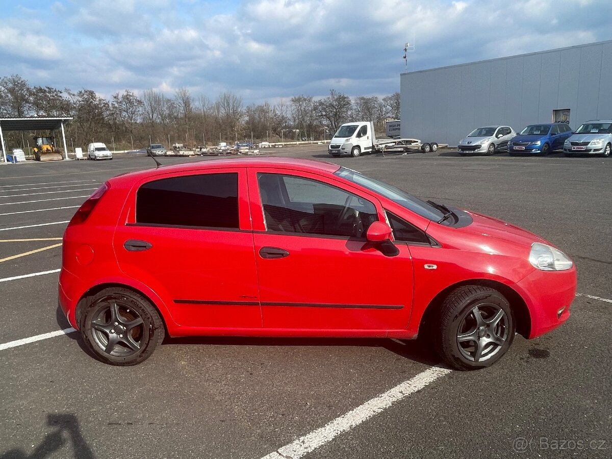 Fiat Punto - 4