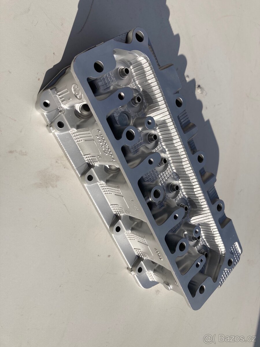 Hlava motoru Felicia - 4