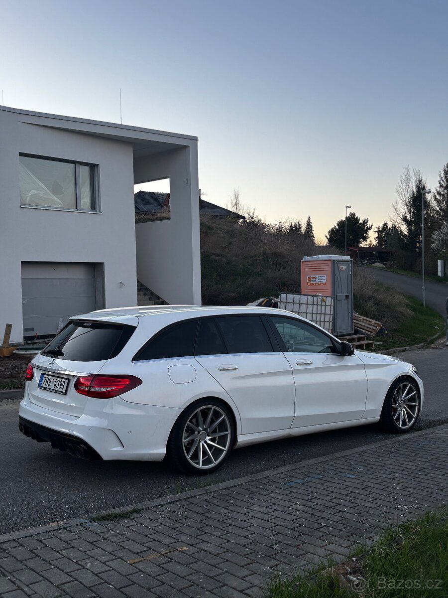 Mercedes-Benz c220 2015 - 4