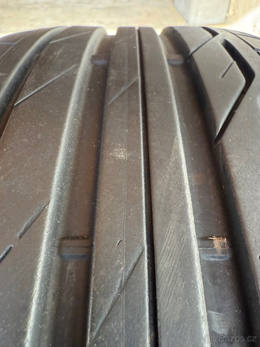 Letní pneu 225/50 R18 - 4