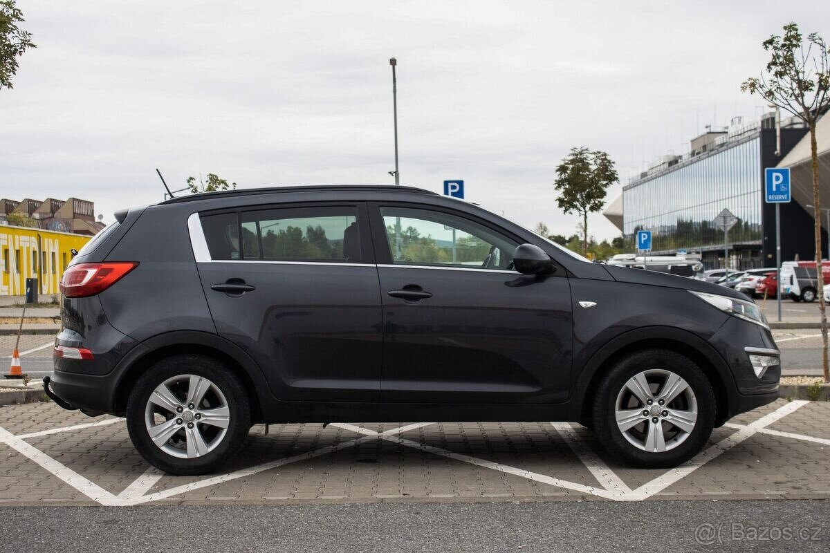 Kia Sportage 1.7 CRDi, 85kW (2014) - 4