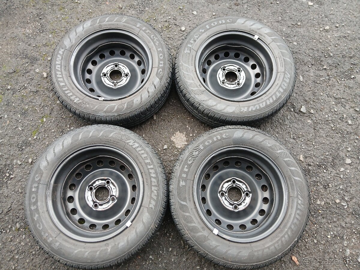 Prodám sadu kol Renault 155/70R13 letní - 4