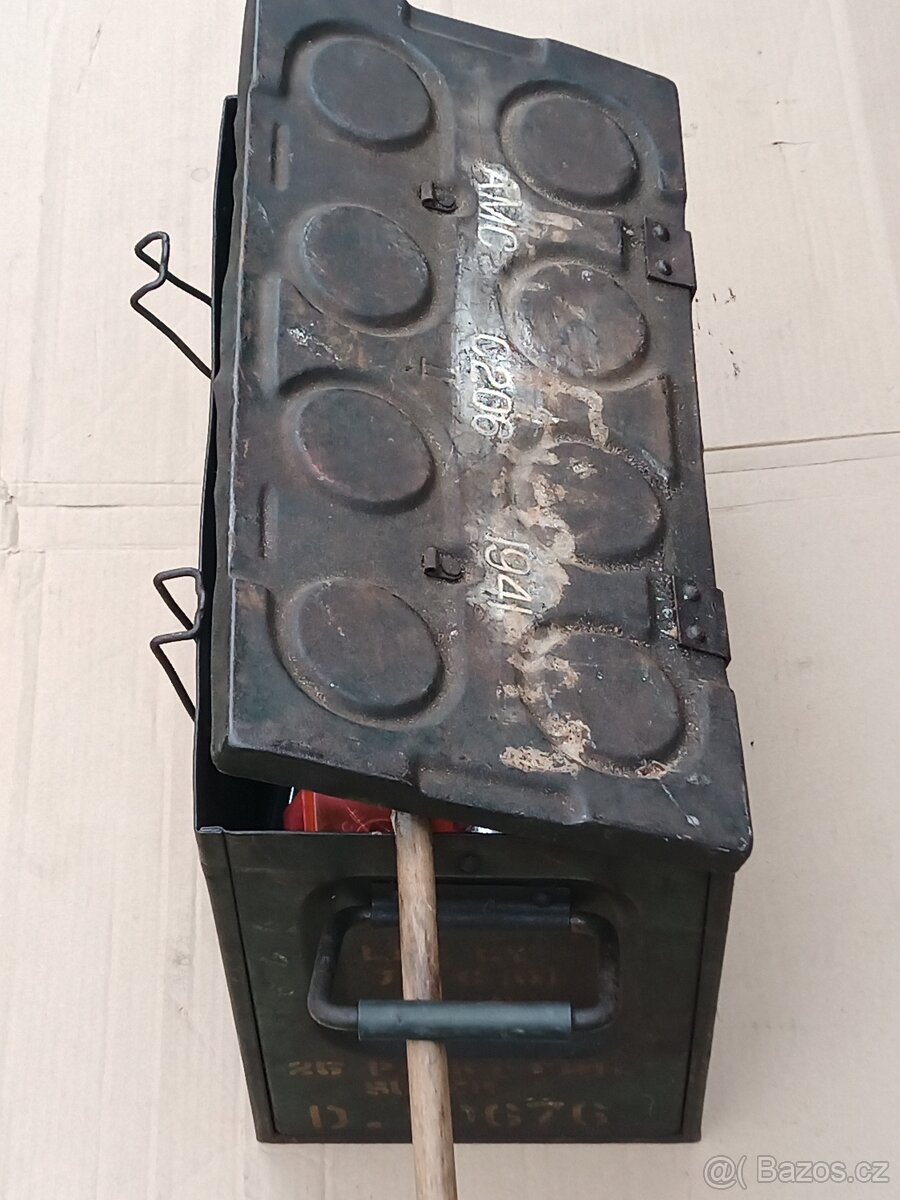 sumky, boty, čištění na pušku, ešus... - 4