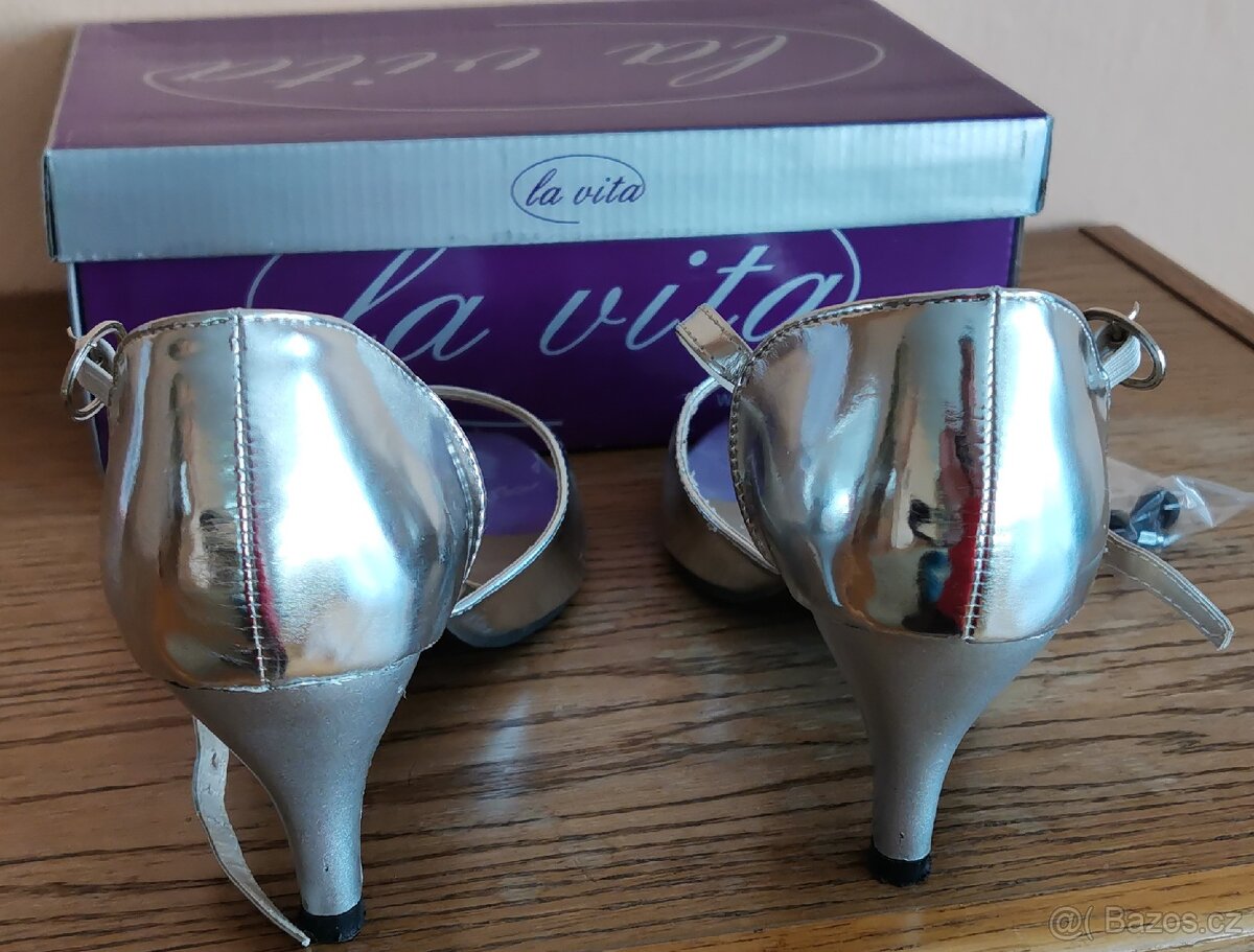 Společenské boty vel. 38 (240 mm) lesklá stříbrná - 4