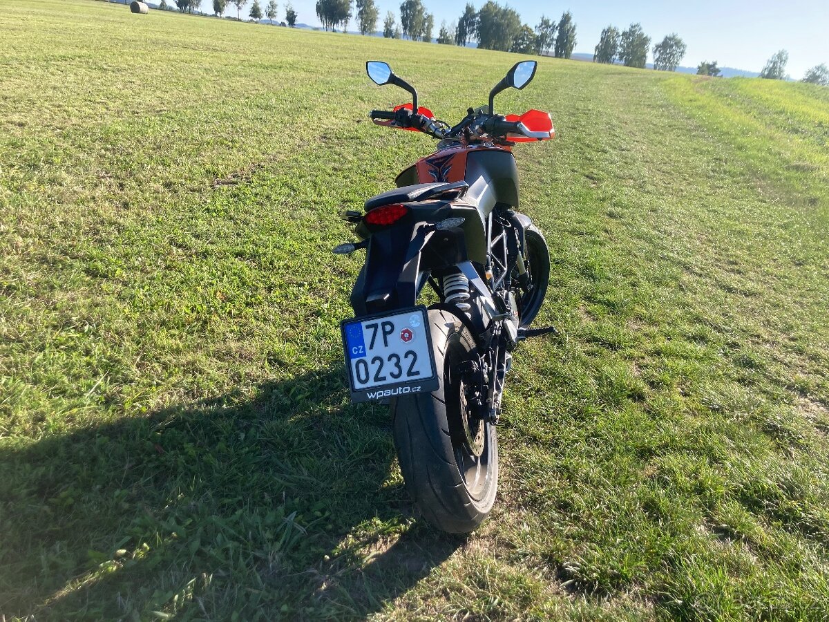 KTM Duke 125 - 4