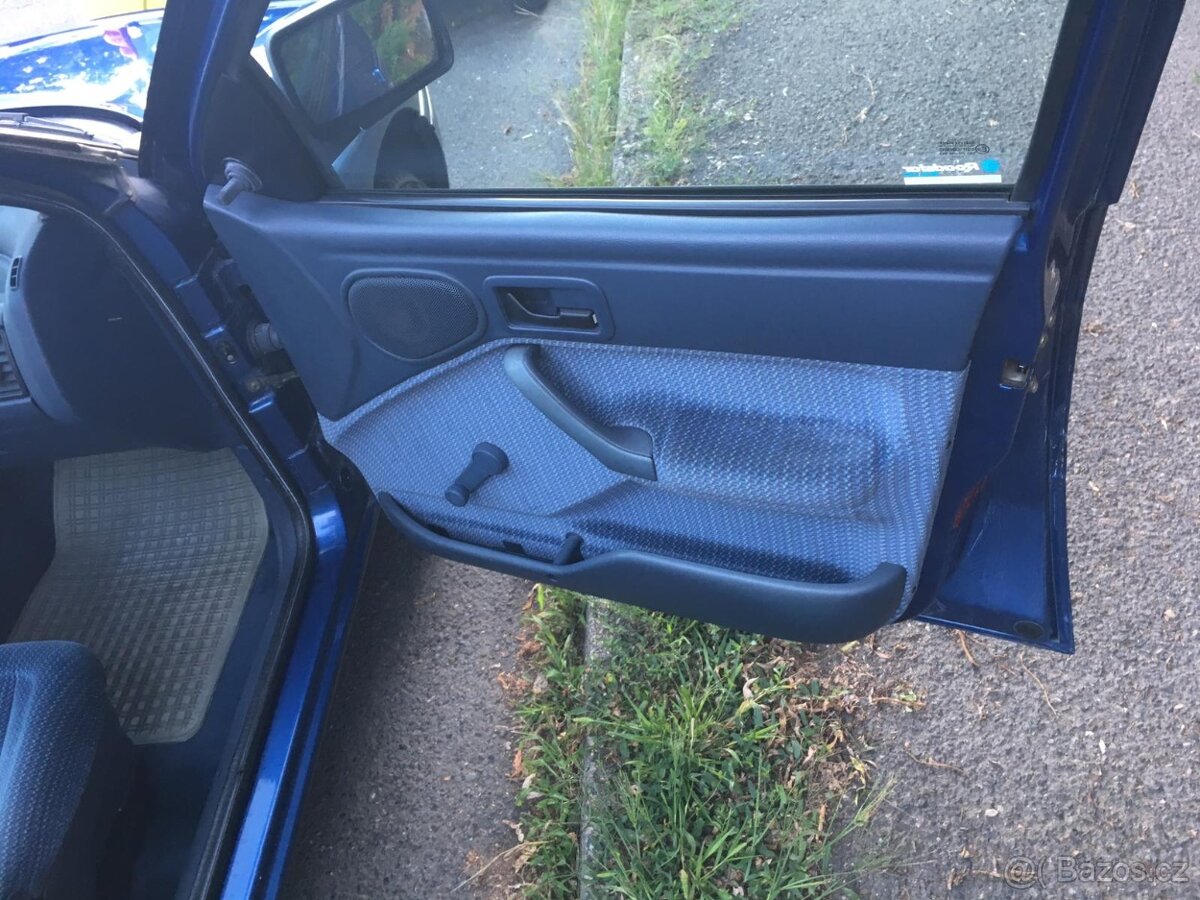 Ford Escort 1.4i - 4