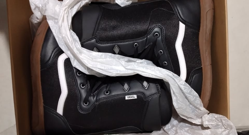 NOVÉ Snowboardové boty Vans Vel.: 42,5 a 42 - 4