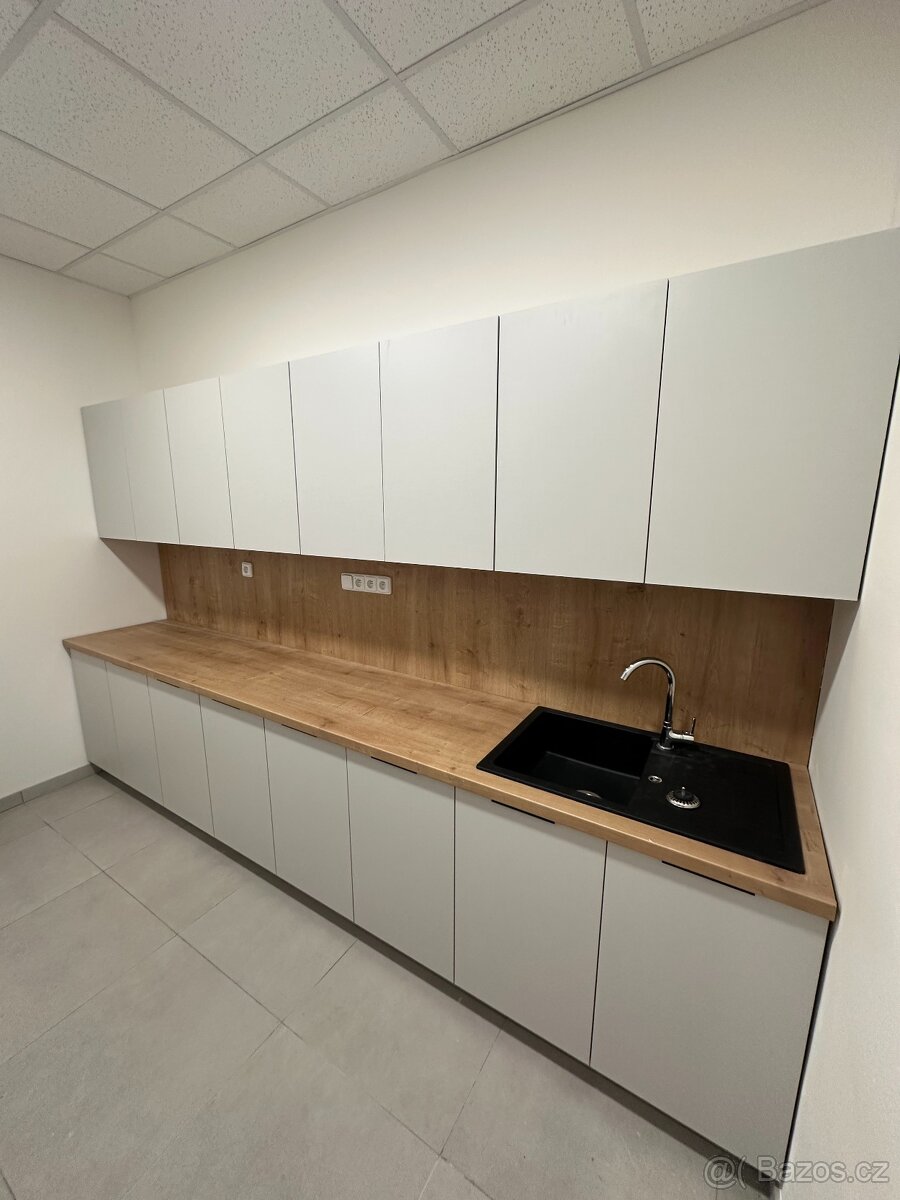 Bez provize ronájem kanceláře 28m2 Praha Stodůlky - 4