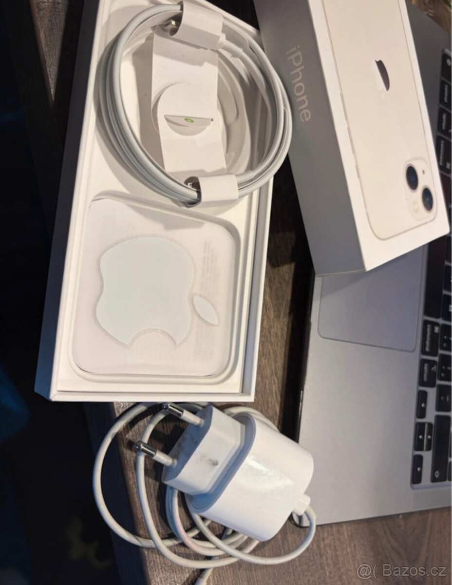 Apple iPhone 13 128gb white - 4