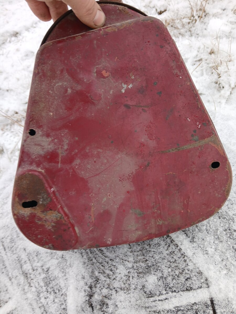 Nádrž jawa pérák - 4