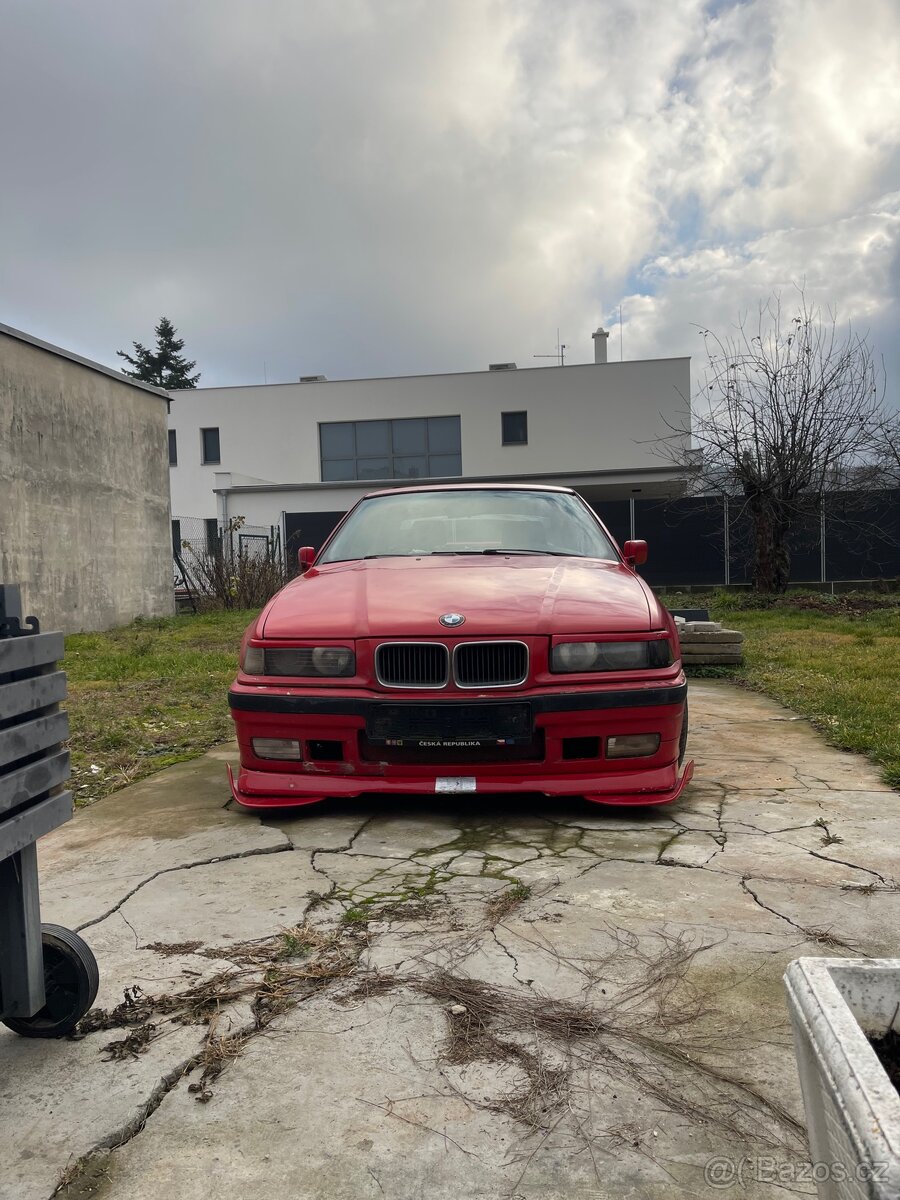 Prodám BMW E36 318i - 4