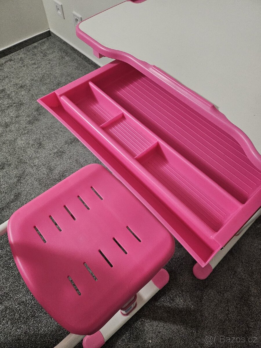 Rostoucí stůl a židle. - 4