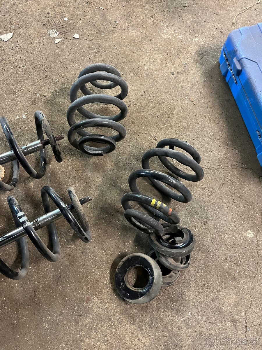 VW T5 podvozek tlumiče pružiny - 4