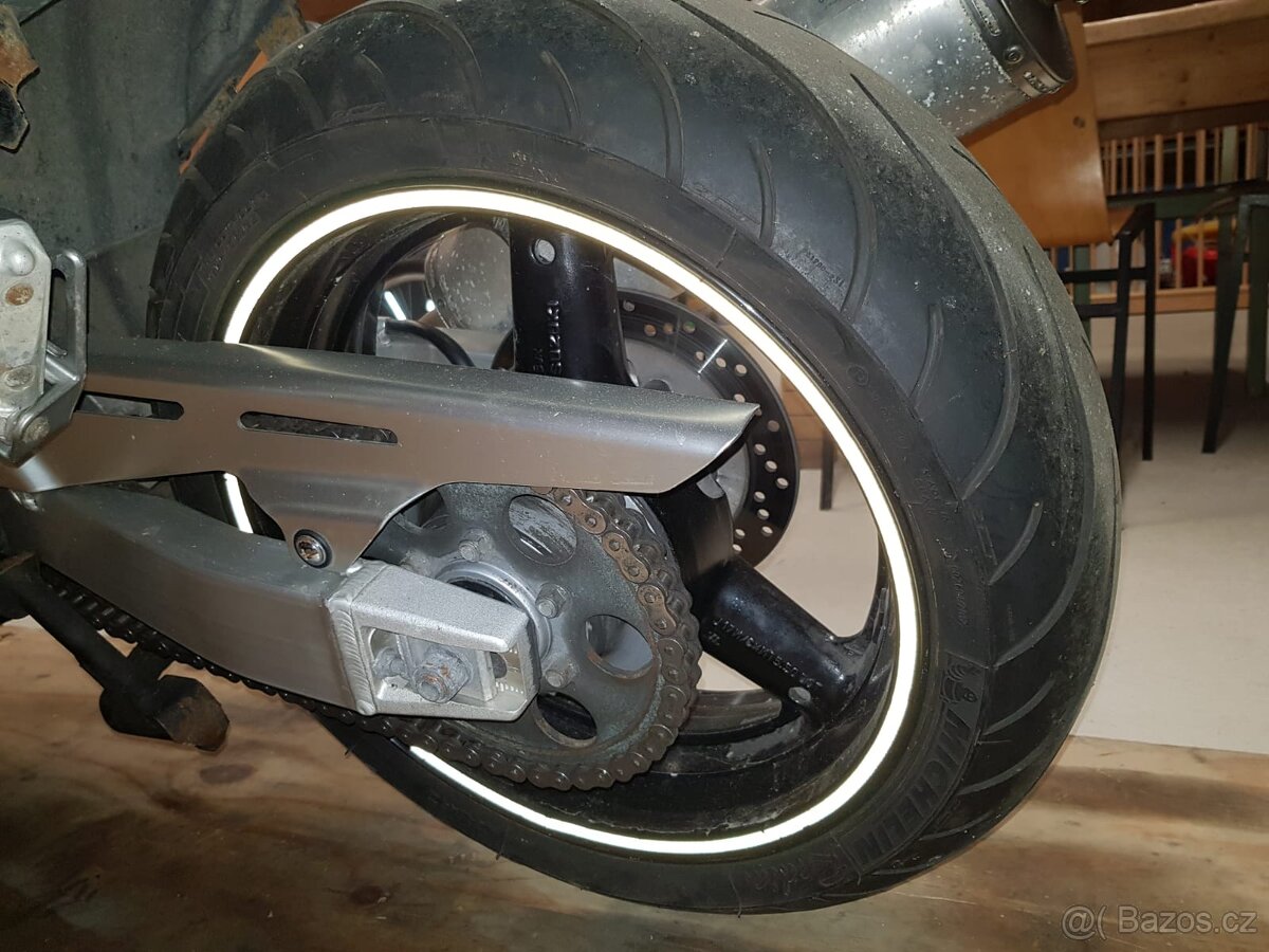 Suzuki gsf 1200S - 4