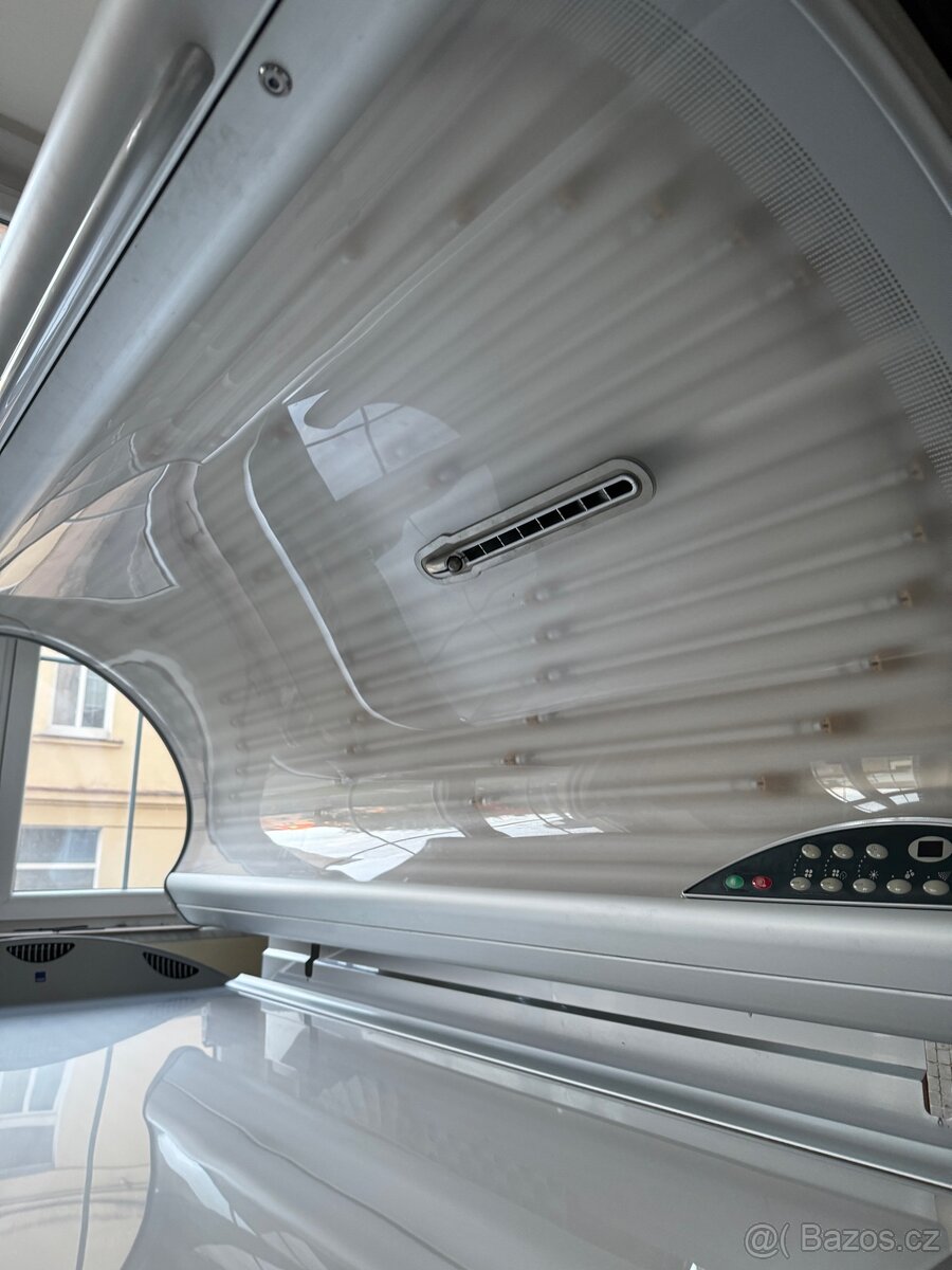 Pronájem profi solárium UWE White Power - 4