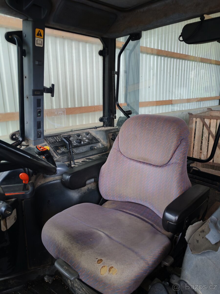 New Holland TM 165 - 4