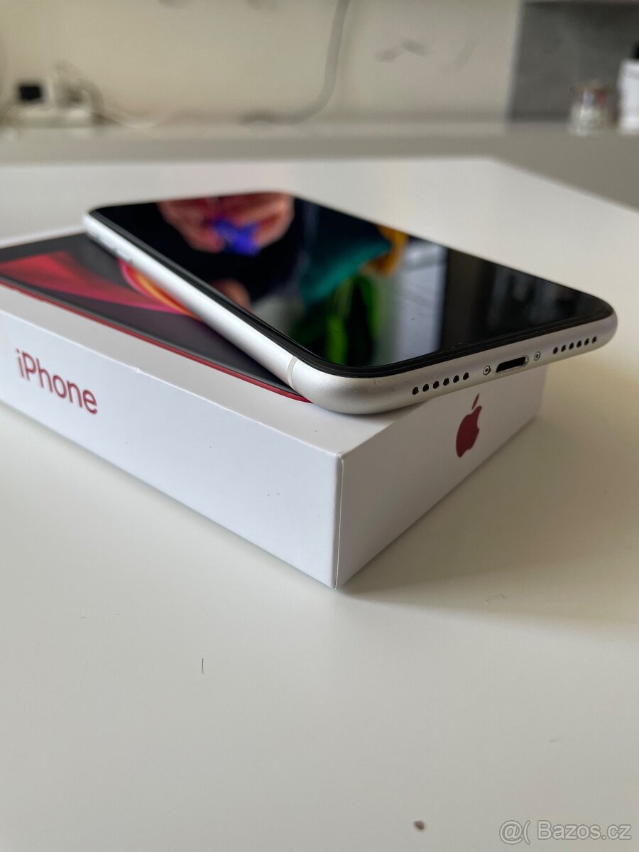 iPhone 11 64GB - 4