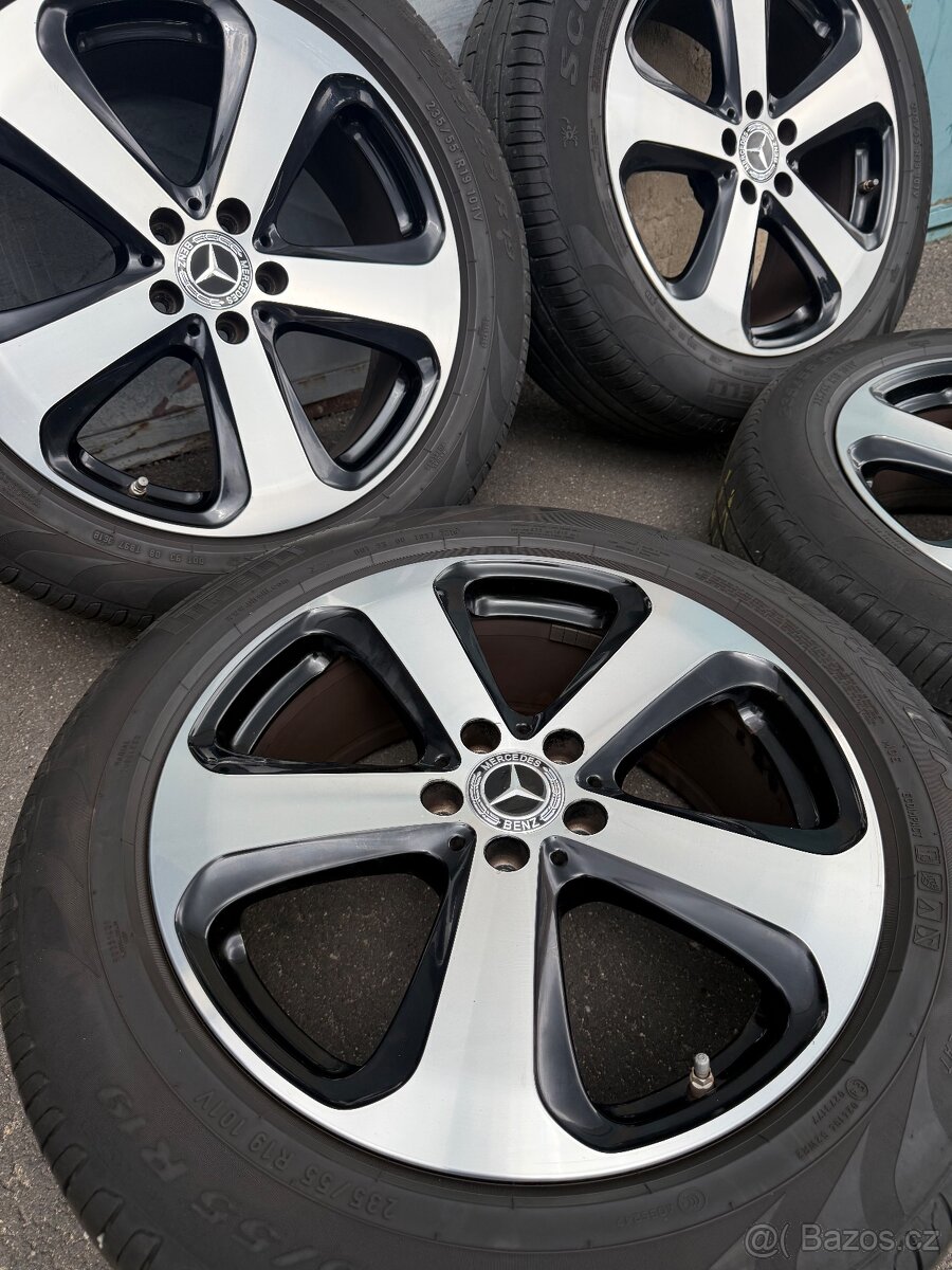 Originál Mercedes GLC 235/55/19 - 4