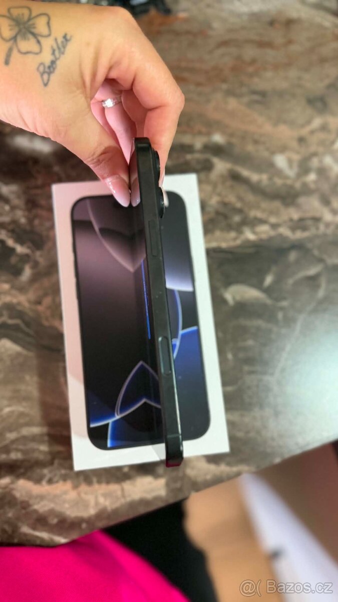 iPhone 16 pro Max 512 GB - 4