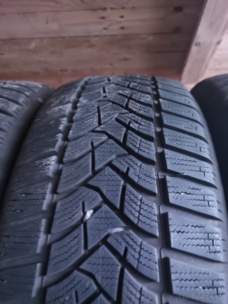 205/55/17 Dunlop - 4