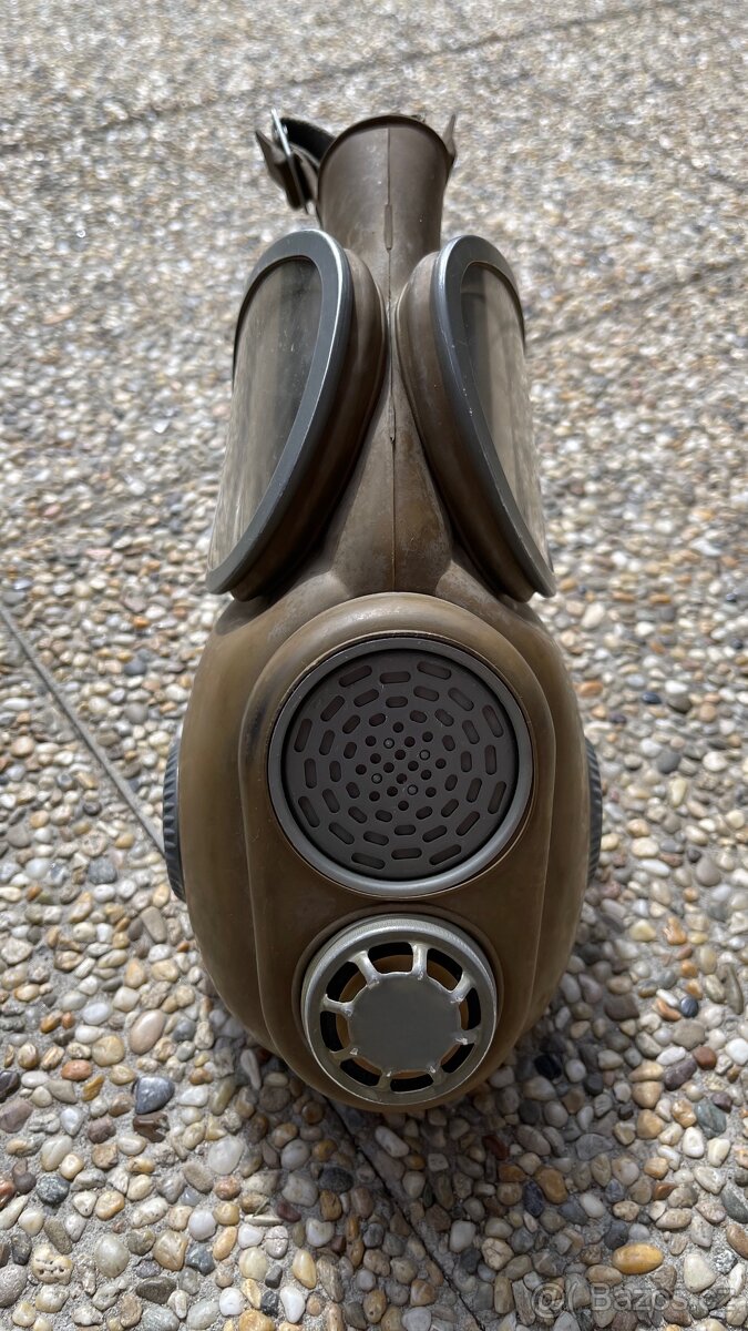 Ochranné plynové masky ČSLA OM-10M a OM-10 + filtr - 4