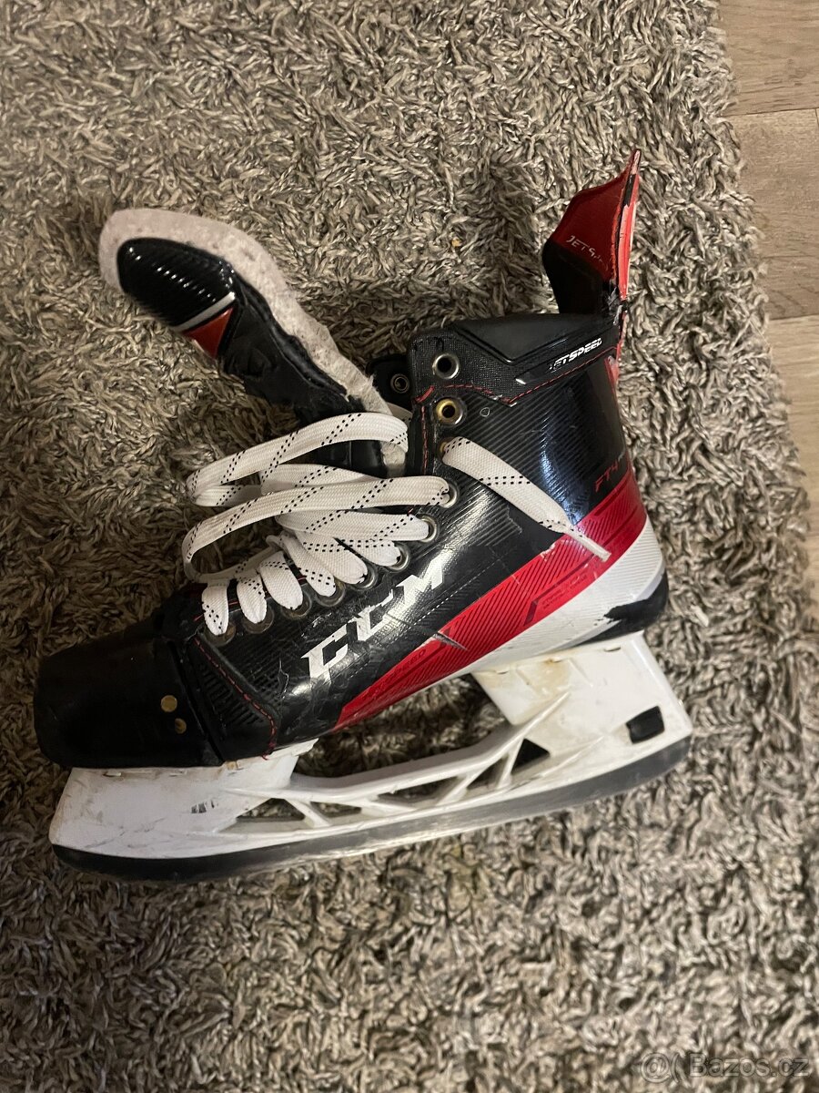 Hokejové Brusle ccm ftpro 4 - 4