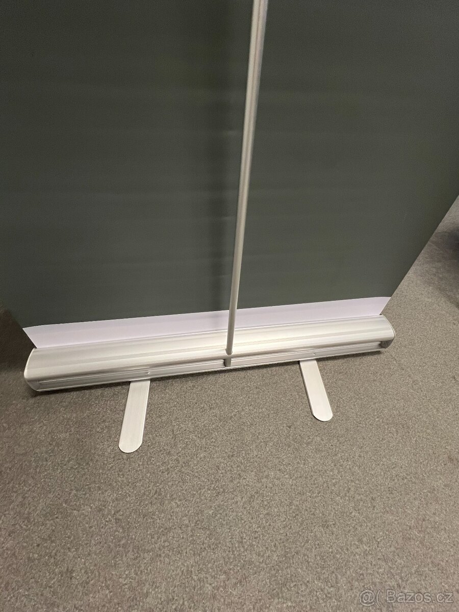 REKLAMNÍ HLINÍKOVÝ ROLOVACÍ BANNER - 4