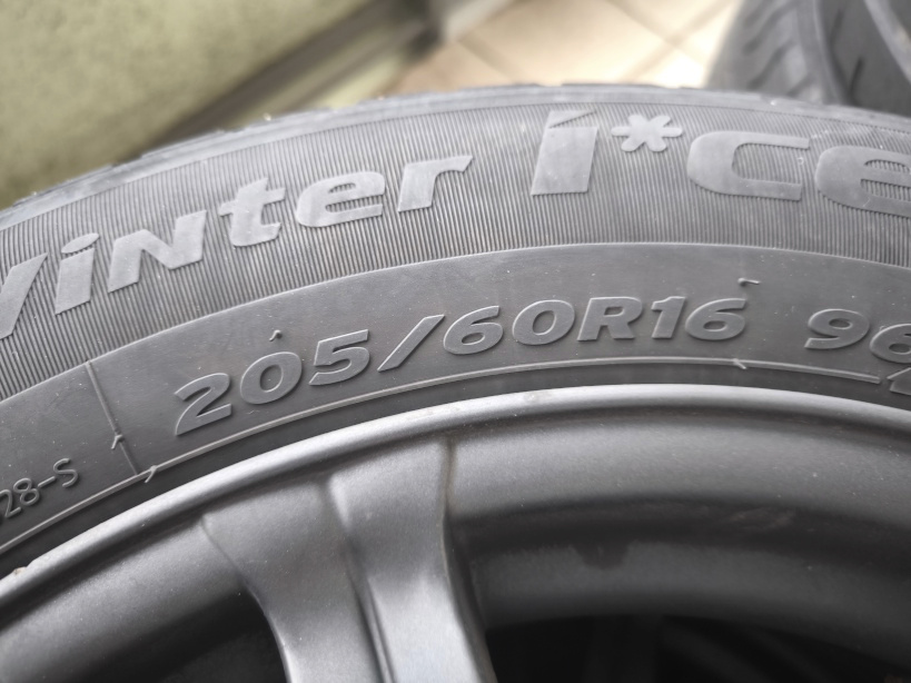 Prodám sadu disků Rial 5x120 R16 - 4