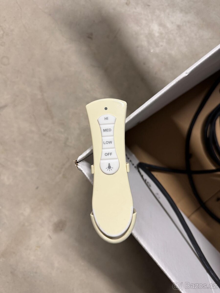 Stropní ventilátor se světlem na dálkové ovládání - 4