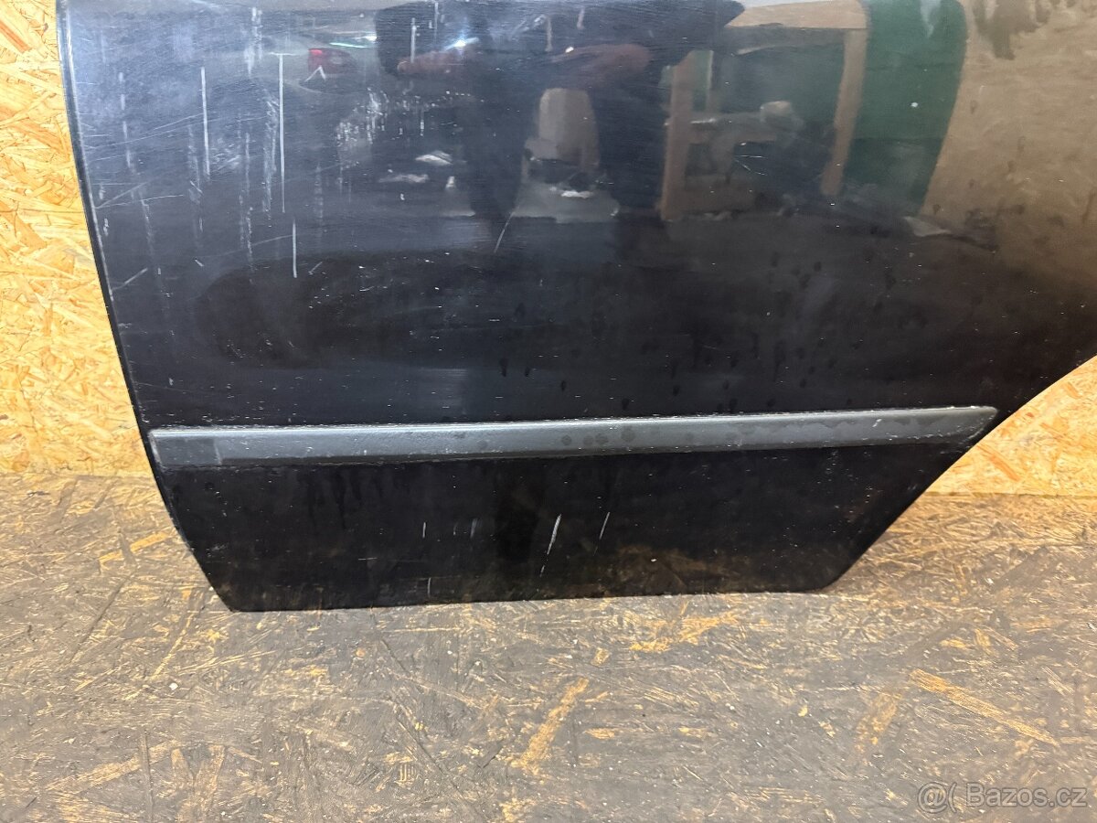 NASTROJENÉ LEVÉ ZADNÍ DVEŘE ŠKODA OCTAVIA 1 SEDAN - 4