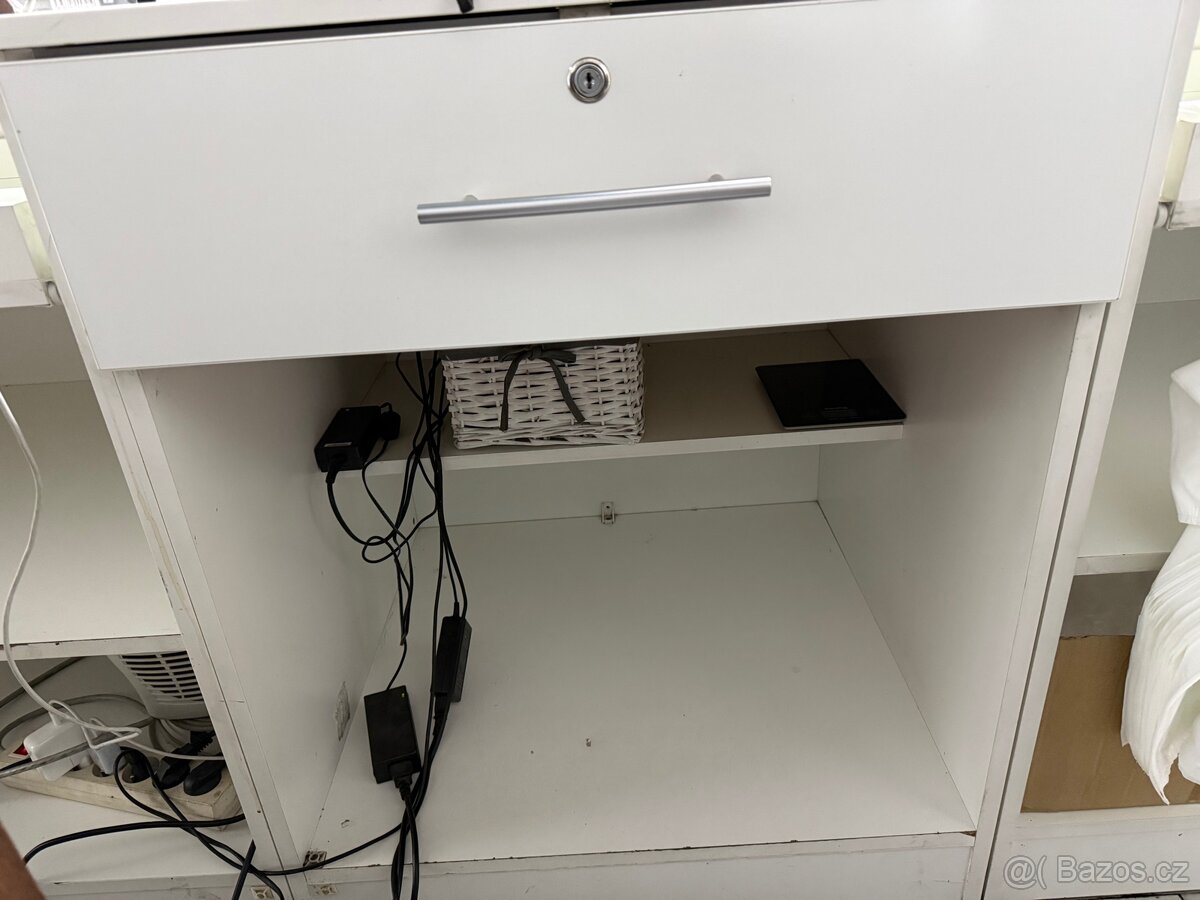 Pult / prodejní pult - 4