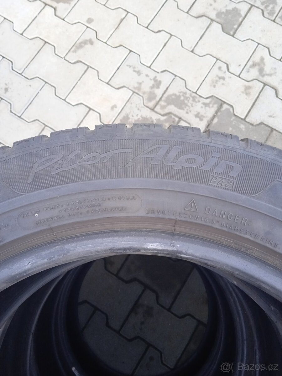 Zimní pneu 205/55 R16 Michelin - 4