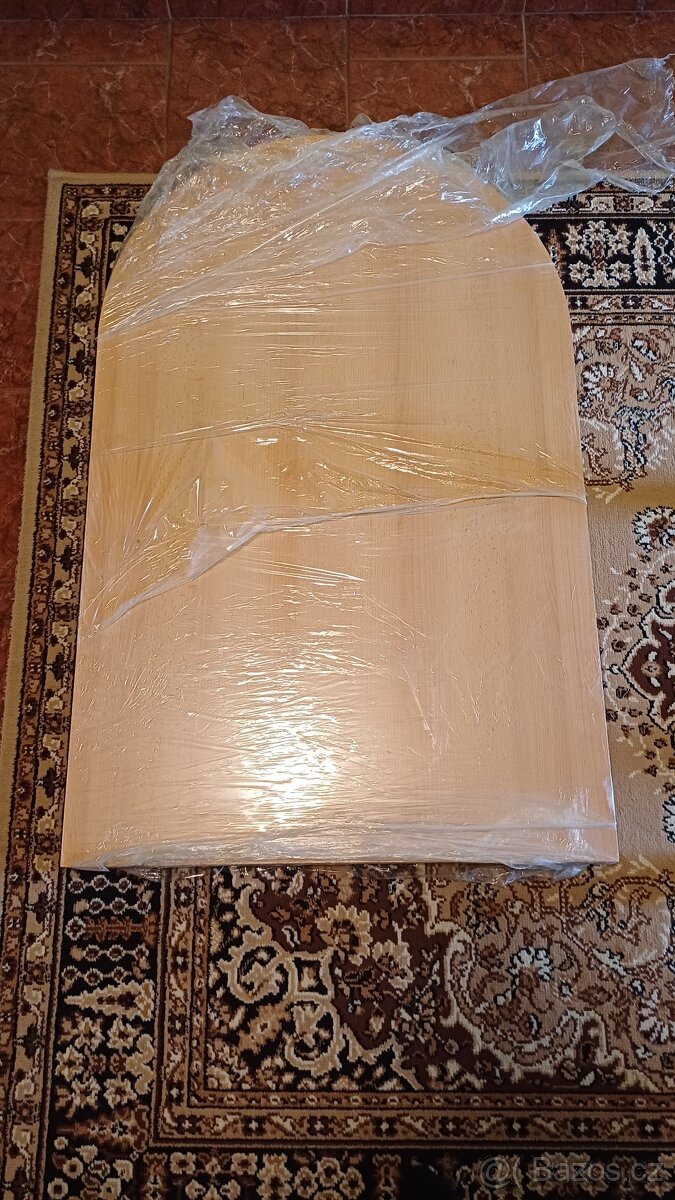 Stůl ke stěně s nohou - 4