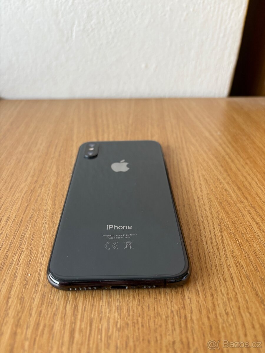 iPhone Xs Space Gray - 4