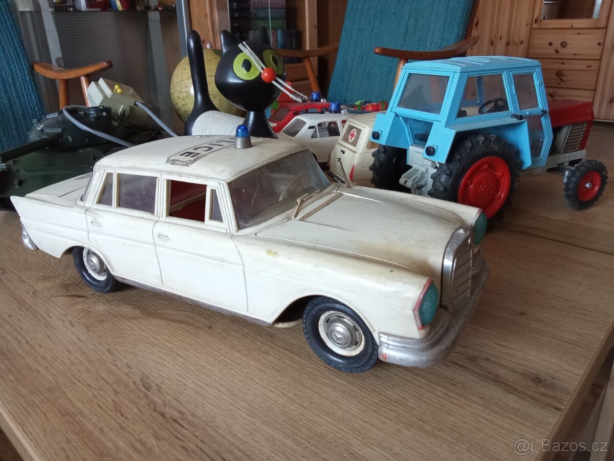 Staré hračky autíčka ITES, KDN... - 4