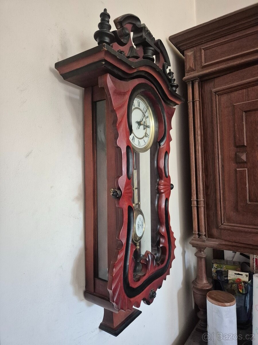 Zajimavé zdobené skříňové hodiny -funkční - 4