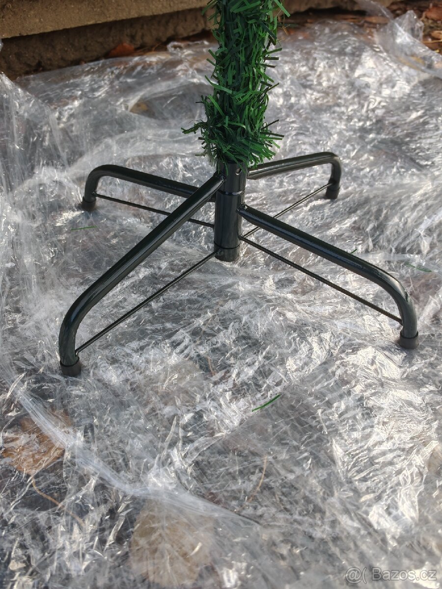 Umělý vánoční stromeček - 4