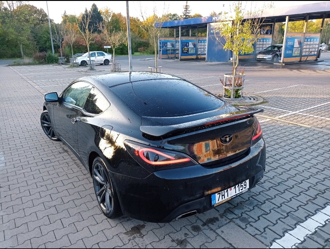 Prodám Hyundai Genesis Coupé - 4