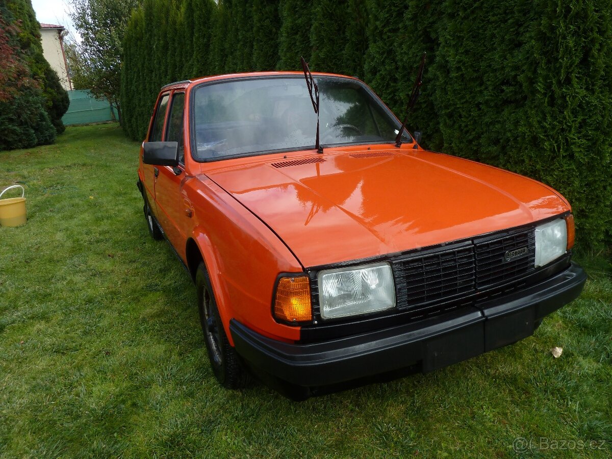 Prodám ŠKODA 120L - 4