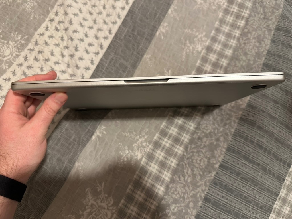 15“ Macbook Air M3 8GB 256 GB - 4