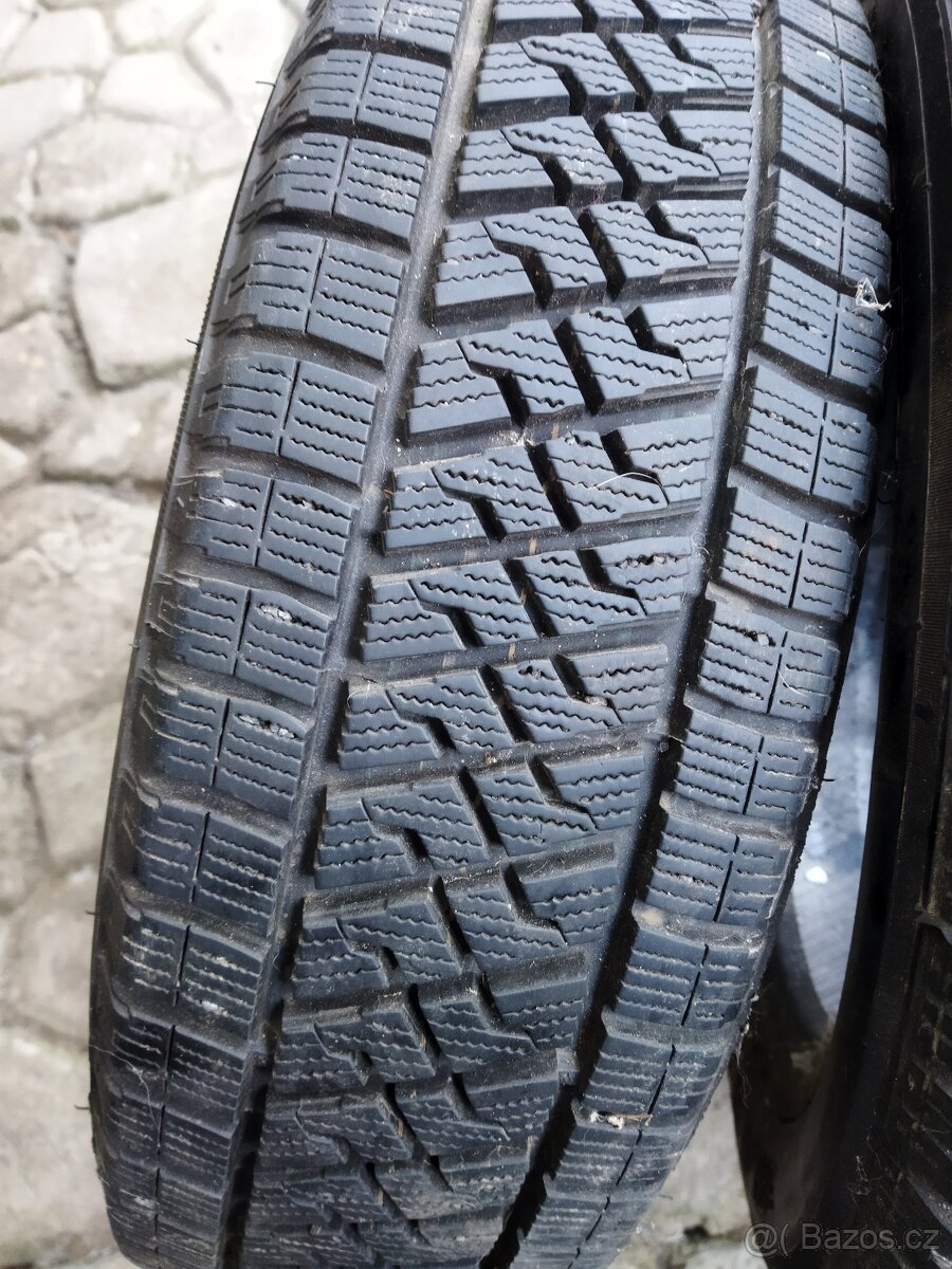 Pneu zimní 2.ks. Na dodávku 195 16/C.Skoro nejeté.Zátěžové. - 4