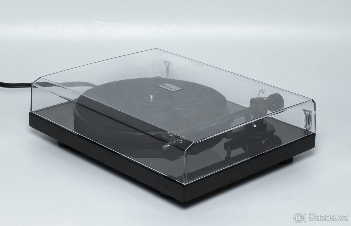 Pro-ject Debut III - 4
