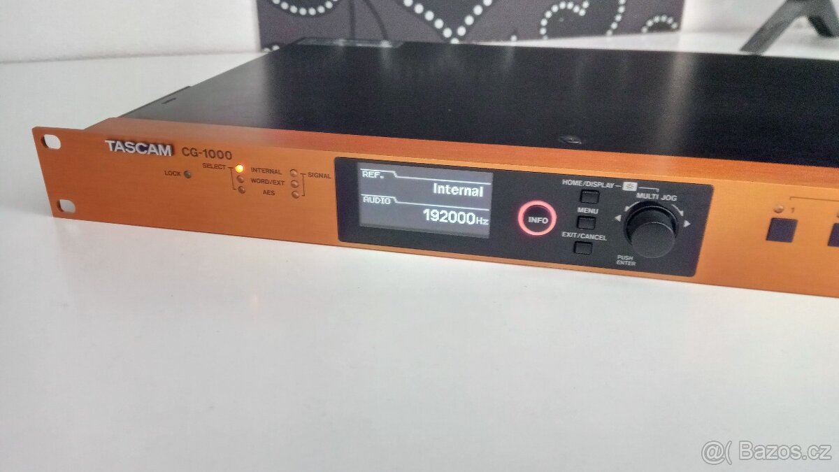 Master Clock Tascam CG-1000 - SLEVA - 4