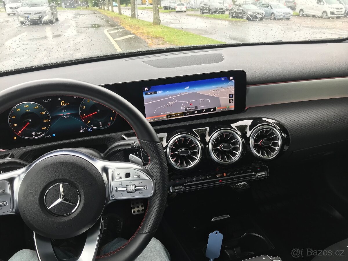 Mercedes A 200 AMG - 4