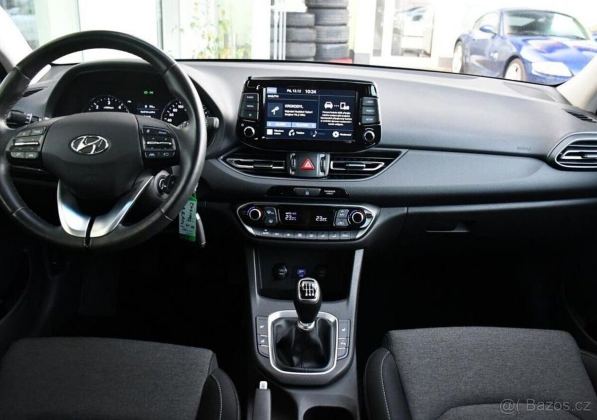 Hyundai i30 1.6CRDi TAŽNÉ 1M ČR - 4