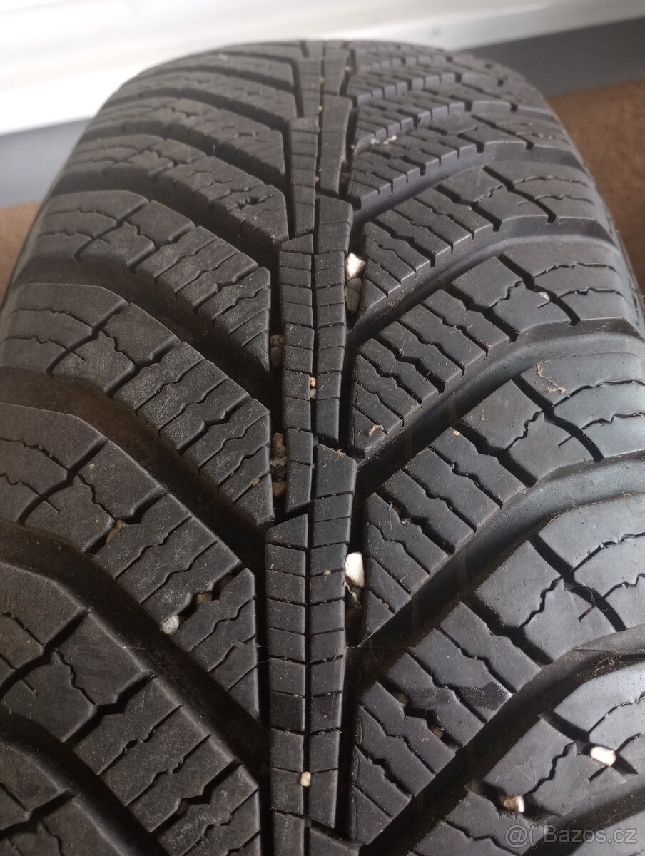 4x zimní pneu 185/70/14,profil 6+7.5mm - 4