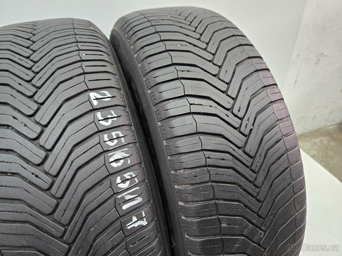 Zimní pneu 235/65/17 Michelin - 4