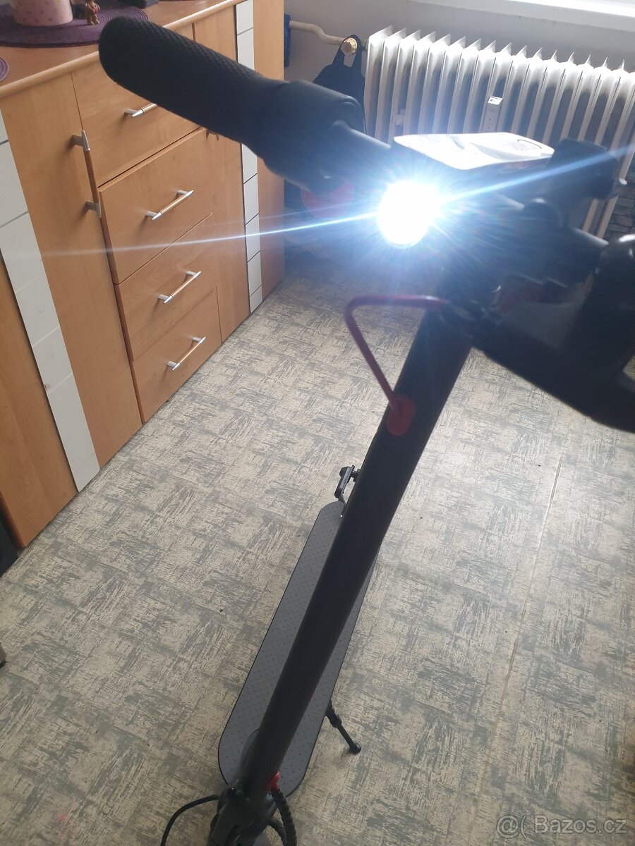 Elektrokoloběžka Sencor Twitter Long Range 2021 - 4