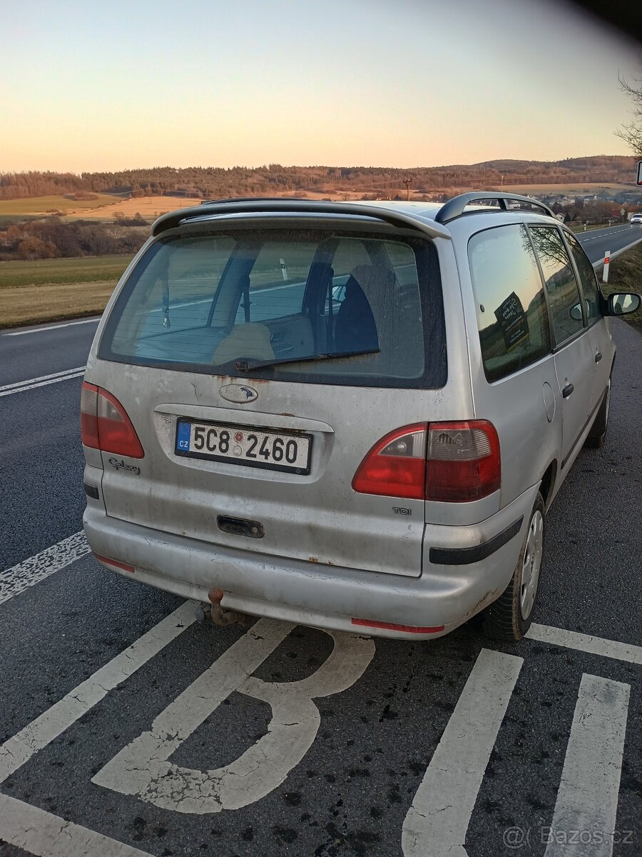 Ford Galaxy - 4